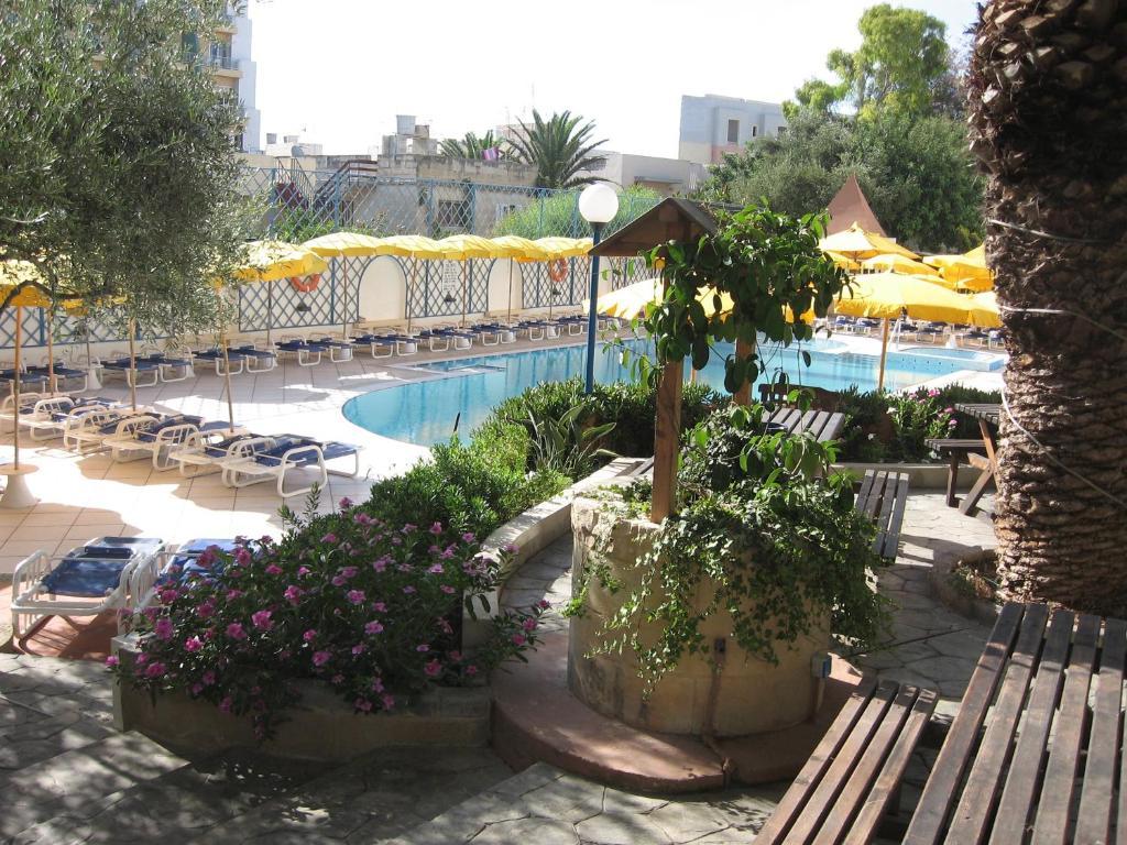 Club Salina Wharf Aparthotel Qawra Εξωτερικό φωτογραφία