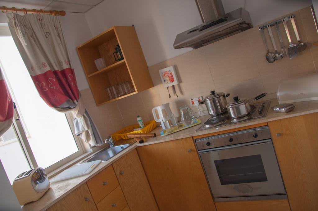 Club Salina Wharf Aparthotel Qawra Δωμάτιο φωτογραφία