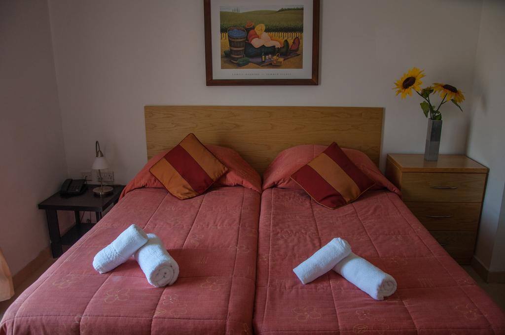 Club Salina Wharf Aparthotel Qawra Δωμάτιο φωτογραφία